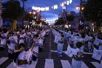 「じゃが千人踊り」