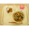 10月1日　五目うどん　手作り大学芋　牛乳