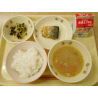 10月22日　ごはん　さつま汁　さばの味噌煮　海藻サラダ　牛乳