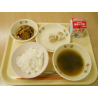 6月22日　ごはん　わかめと豆腐の韓国風スープ　肉焼売　回鍋肉　牛乳