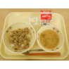 6月26日　豚丼　白菜と角厚揚げの味噌汁　型抜きチーズ　牛乳